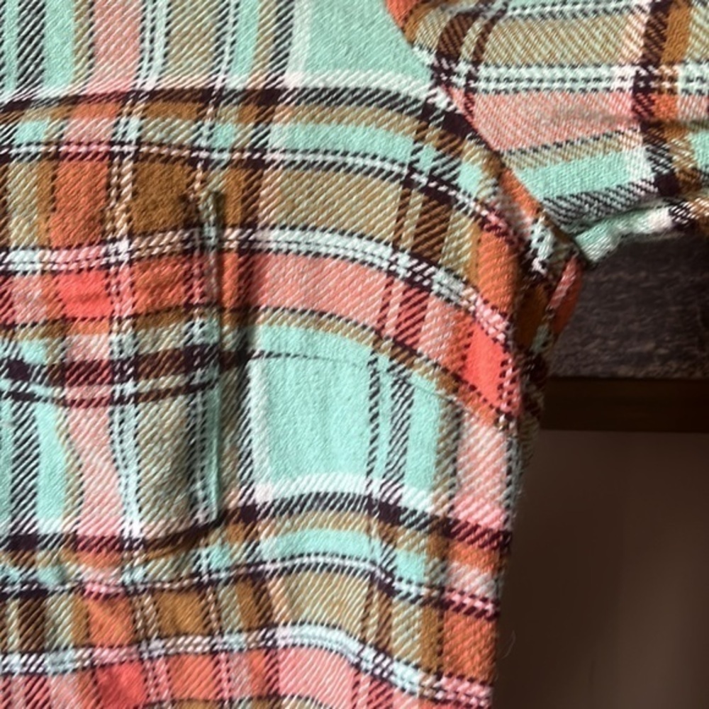 ❤️FINAL SALE❤️ J. Crew The Boy Shirt Button Down Multicolor Flannel Size 0 - Picture 6 of 9